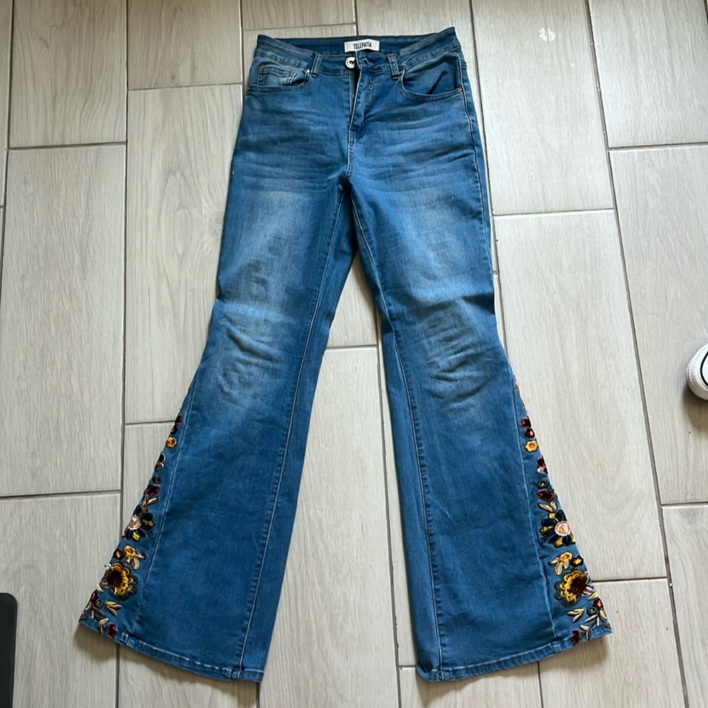 High rise, flare jeans